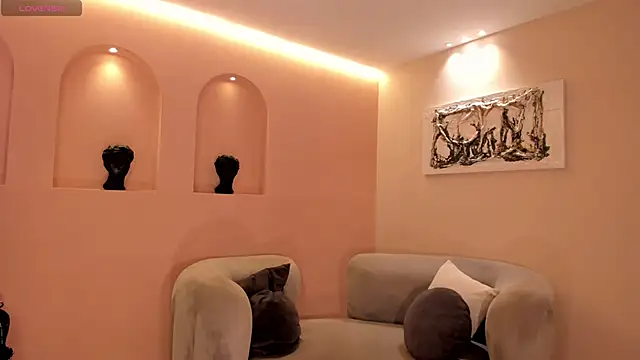 AmaraDivine online show from April 2026 11:24:02 AM