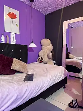 Karim mansur online show from March 2026 12:44:02 PM