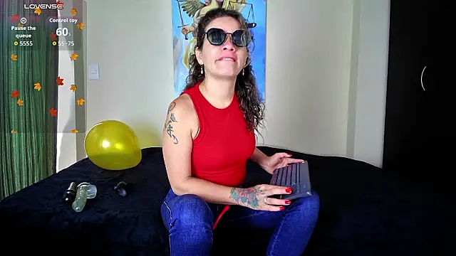 oriana thomson01 online show from March 2026 02:28:02 PM