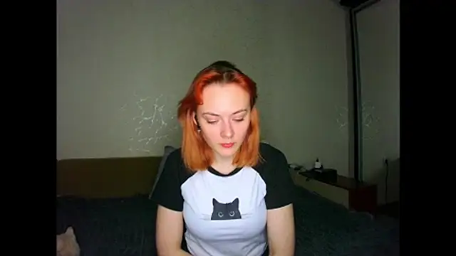 Little fox404 online show from April 2026 09:32:01 PM