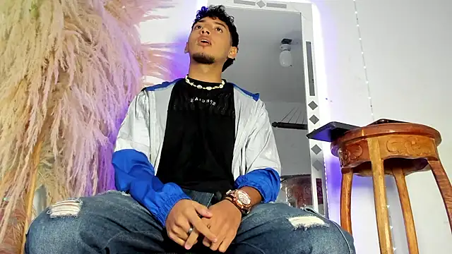 Ian Hunter online show from February 2026 01:18:01 PM