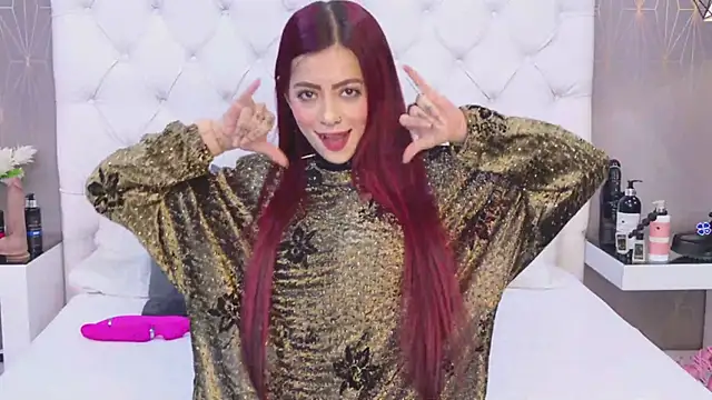 Snapshot of AntonellaEscudero chatting on May 2026 03:57:02 AM AntonellaEscudero online show from May 2026 03:57:02 AM