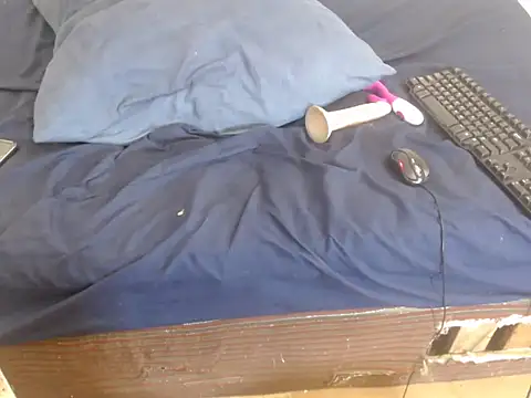 Snapshot of SweetDarkBrownie chatting on February 2026 05:55:02 PM SweetDarkBrownie online show from February 2026 05:55:02 PM