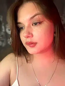 Snapshot of SophieLees chatting on March 2026 07:19:01 PM SophieLees online show from March 2026 07:19:01 PM