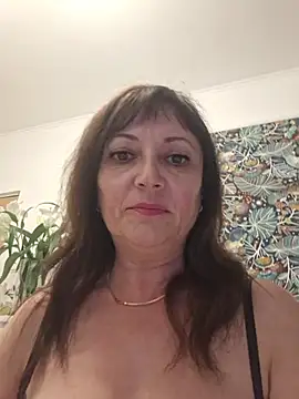 SaraGina online show from April 2026 09:06:02 PM