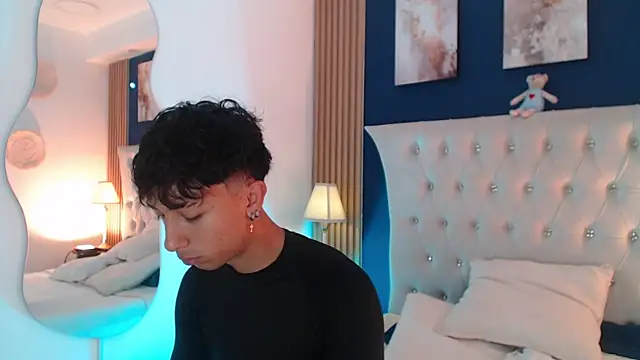 Aiden Rivers  online show from April 2026 12:54:01 PM