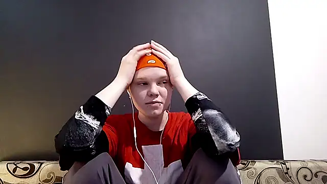 CurlaPettyBom online show from February 2026 08:02:01 AM