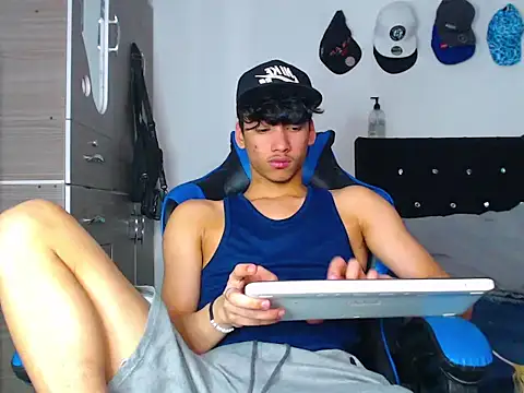 Lyam Russo online show from February 2026 08:53:02 PM