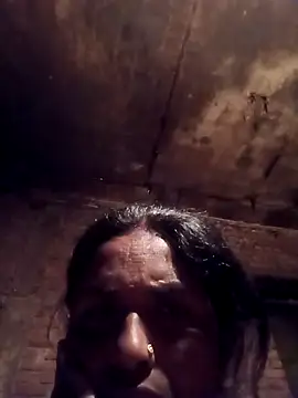 Hot re83 online show from February 2026 06:15:02 PM