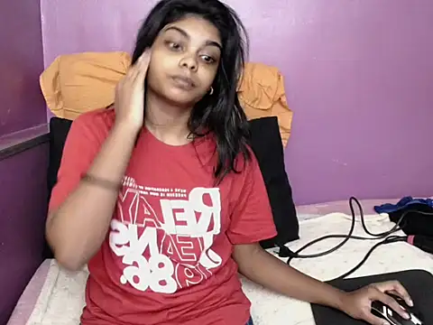 indianicon23 online show from April 2026 06:19:01 AM