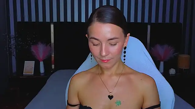 GracefulMichelle online show from June 2026 07:27:02 PM