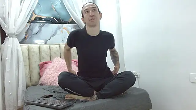 Dilan Lust online show from February 2026 12:35:02 PM