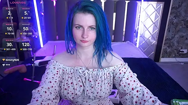 Snapshot of AlisaGracee chatting on June 2026 05:44:01 AM AlisaGracee online show from June 2026 05:44:01 AM