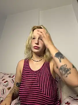 urlittlebaby666 online show from February 2026 07:25:02 PM