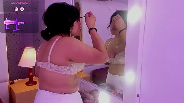 VinkSmokee online show from March 2026 12:34:02 PM