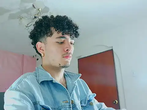 albell hot  online show from February 2026 06:06:01 PM