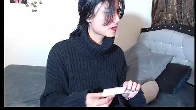 Snapshot of Lili__Clan chatting on May 2026 11:53:02 PM Lili Clan online show from May 2026 11:53:02 PM