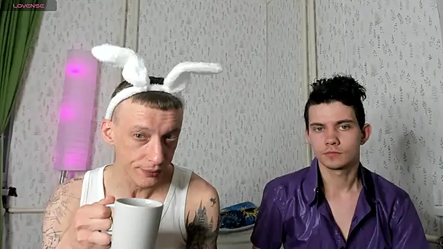 Tomassmitty online show from April 2026 05:52:02 PM