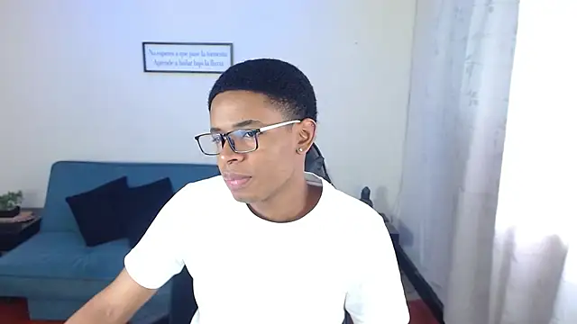 liiam3 online show from February 2026 08:43:01 PM