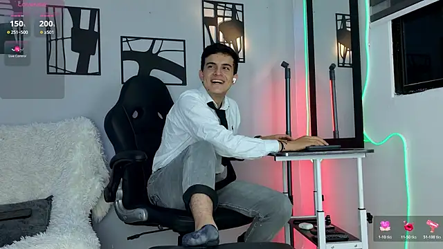 nico pelusa online show from March 2026 10:44:01 AM