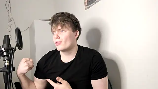  hetero online show from February 2026 03:32:01 PM