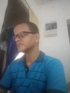 Snapshot of Roque-74 chatting on June 2026 02:04:01 PM Roque-74 online show from June 2026 02:04:01 PM