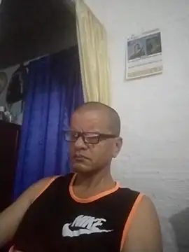 Snapshot of Roque-74 chatting on June 2026 03:53:01 PM Roque-74 online show from June 2026 03:53:01 PM