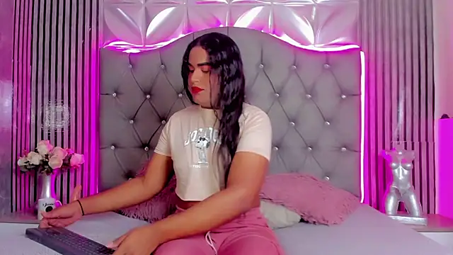 Snapshot of Valentina-Nova- chatting on April 2026 03:37:02 AM Valentina-Nova- online show from April 2026 03:37:02 AM
