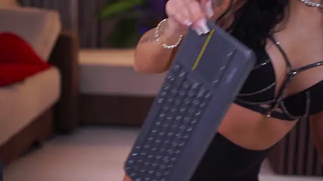 YanaSultana online show from March 2026 09:13:01 AM