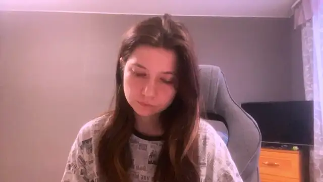 LunnaBliss online show from March 2026 03:33:01 AM