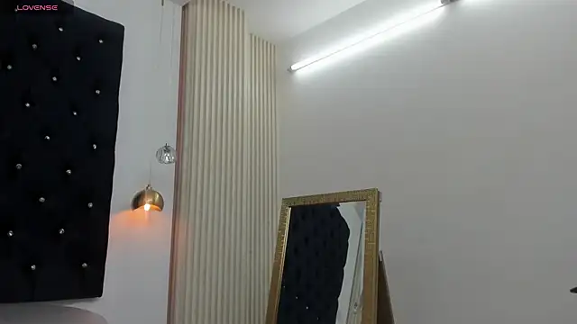 MaddyWright online show from February 2026 07:34:02 PM