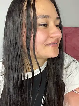 Sofia-squir online show from April 2026 02:22:01 PM