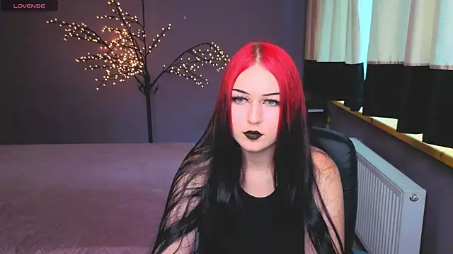 Snapshot of ElizabethVamp chatting on July 2026 11:49:01 AM ElizabethVamp online show from July 2026 11:49:01 AM