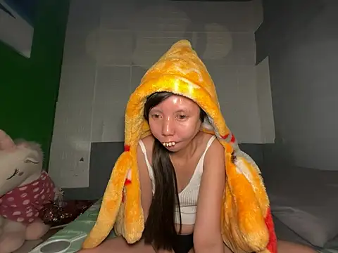 lady moon09 online show from March 2026 07:46:02 PM