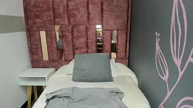 Ashleey  Sweet  online show from March 2026 12:00:02 PM