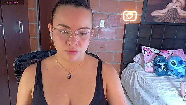 Aria  888 online show from April 2026 01:42:02 PM