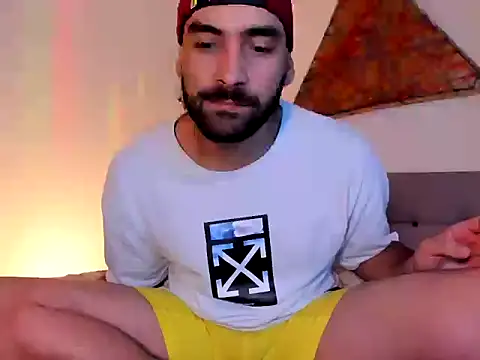 Snapshot of ivann_nn chatting on March 2026 03:11:02 AM ivann nn online show from March 2026 03:11:02 AM