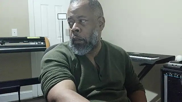 Cleozevo1961 online show from March 2026 03:56:01 AM