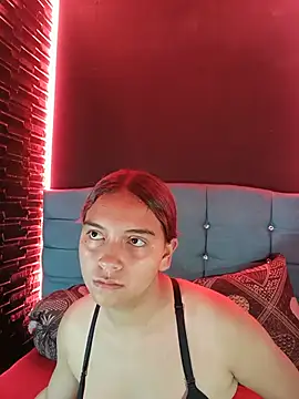 Snapshot of Arabella_Fraser18 chatting on June 2026 11:37:01 AM Arabella Fraser18 online show from June 2026 11:37:01 AM