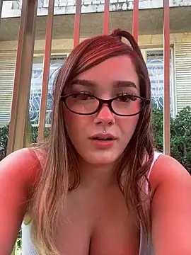 Lia millerl online show from February 2026 04:19:02 PM