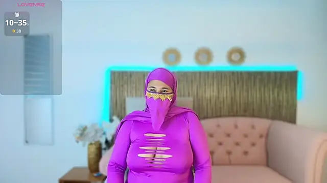 Nadia Privee online show from February 2026 07:12:02 PM