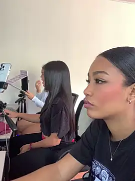 kali rousse online show from February 2026 01:11:01 PM