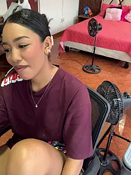 kali rousse online show from March 2026 12:23:01 PM