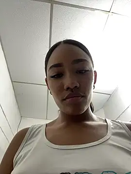 kali rousse online show from April 2026 01:03:01 AM