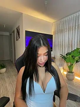 Snapshot of AliceBoomx chatting on March 2026 03:07:02 AM AliceBoomx online show from March 2026 03:07:02 AM