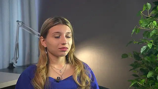 Snapshot of SuAvison chatting on February 2026 08:13:02 AM SuAvison online show from February 2026 08:13:02 AM