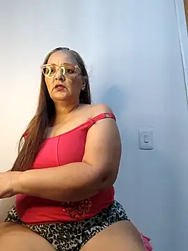 Noemipopi online show from April 2026 11:35:01 PM