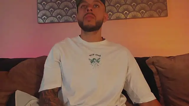 Daniel kingx online show from March 2026 01:39:01 PM