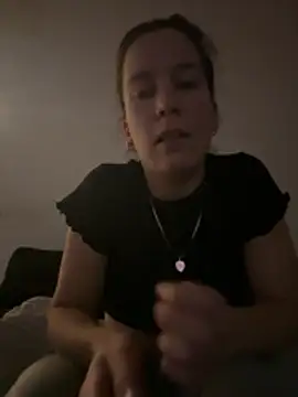 Melu12 online show from April 2026 10:43:02 PM