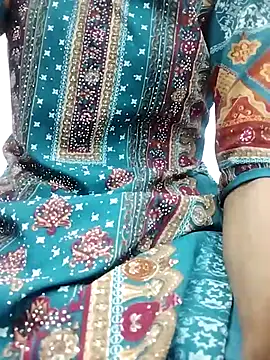 Snapshot of M_Lisha chatting on April 2026 04:21:02 AM M Lisha online show from April 2026 04:21:02 AM